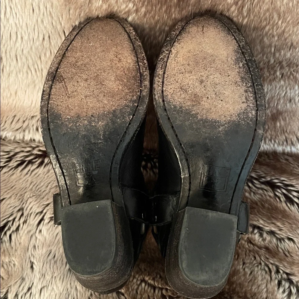 Frye Tabitha Harness Short Block-Heel Booties size 5.5